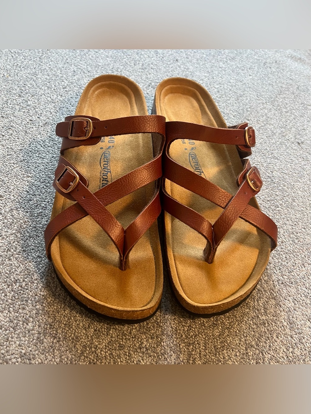 Women’s Brown Cross-Strap Buckle Sandals size 40
